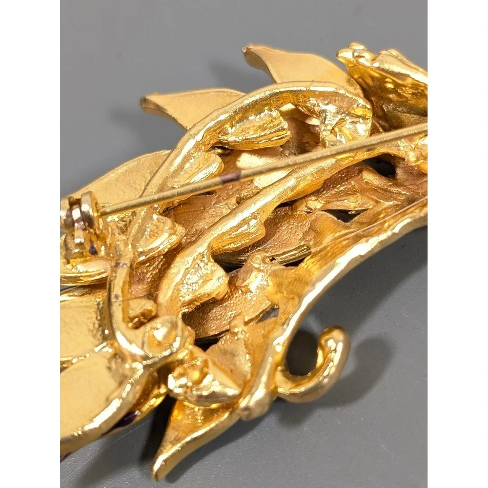 Vintage Gold Tone‎ Hedgehog Brooch Purple Enamel Figural Pin Animal